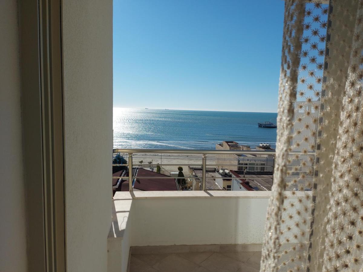 Bral Apartment 7 - Two-Bedroom With Seaview Durrës Kültér fotó