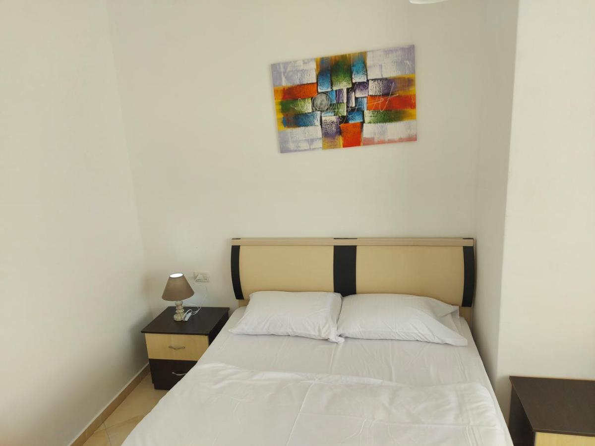 Bral Apartment 7 - Two-Bedroom With Seaview Durrës Kültér fotó
